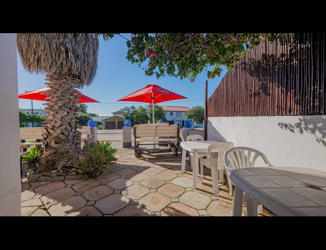 5 BEDROOM FREESTANDING FOR SALE IN OCEANVIEW HEIGHTS
